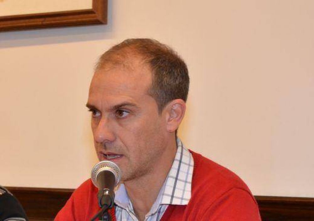 Aparicio: �La ministra deber�a pedir disculpas a los intendentes�