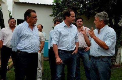 Camau Esp�nola junto a Fabi�n R�os y Bofill recorrieron La Cruz y Alvear