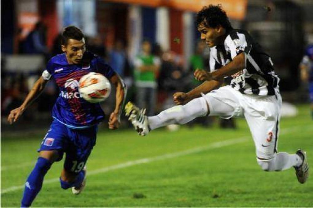 Tigre fue superado en el juego y cay� con Libertad de Paraguay