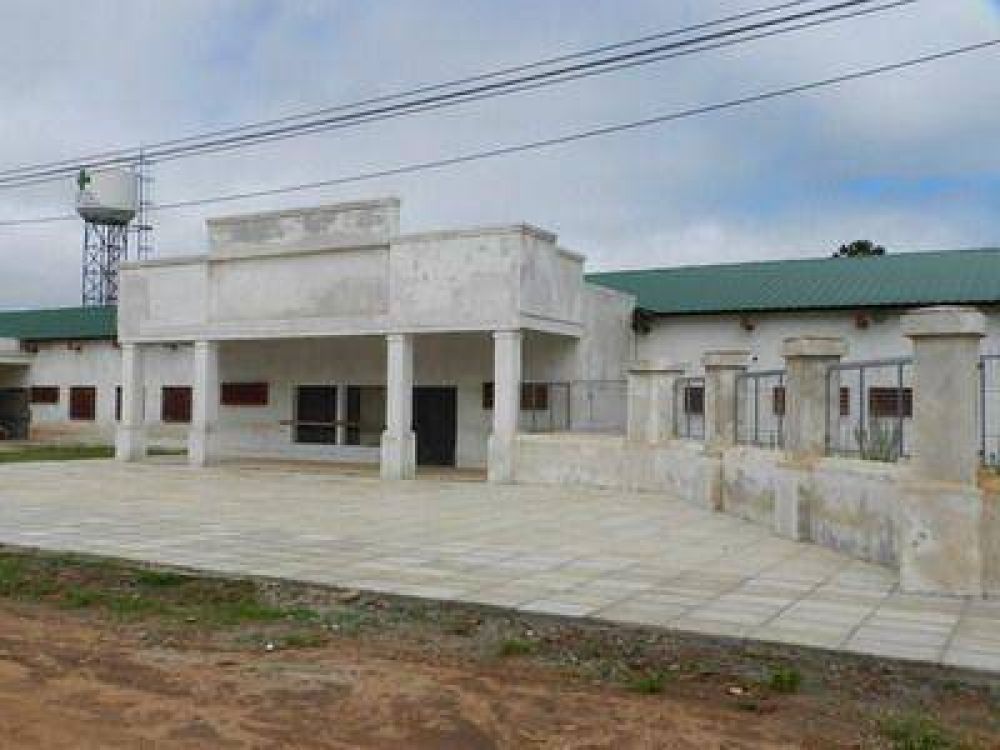 La Provincia construye viviendas y un nuevo hospital en Alvear