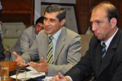 Se necesitar�an $80 millones por mes para dar un aumento del 30%