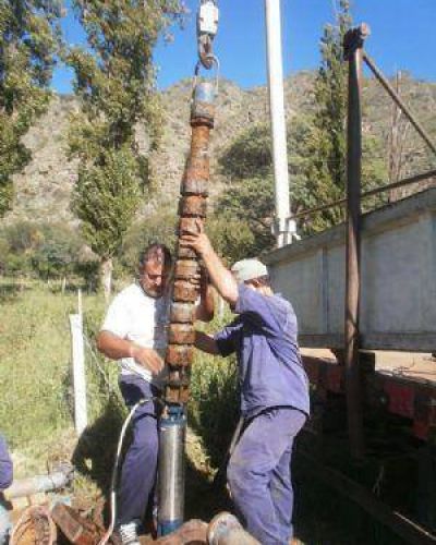 Buscan revertir el deficitario sistema de agua potable en toda la provincia