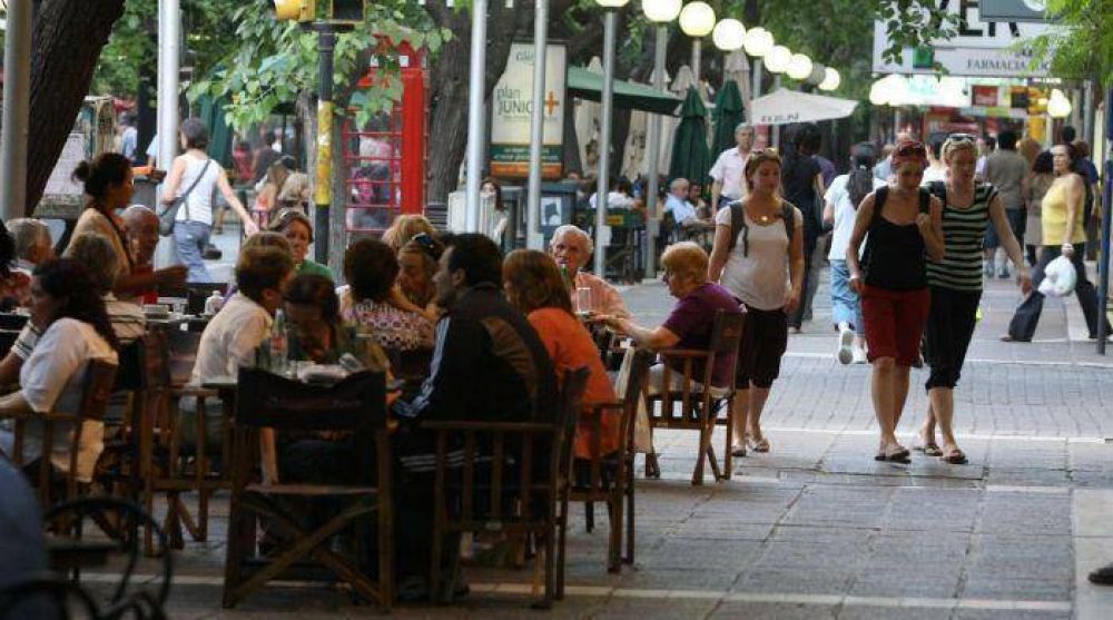 Caba�as y restaurantes, los m�s evasores del verano en Mendoza
