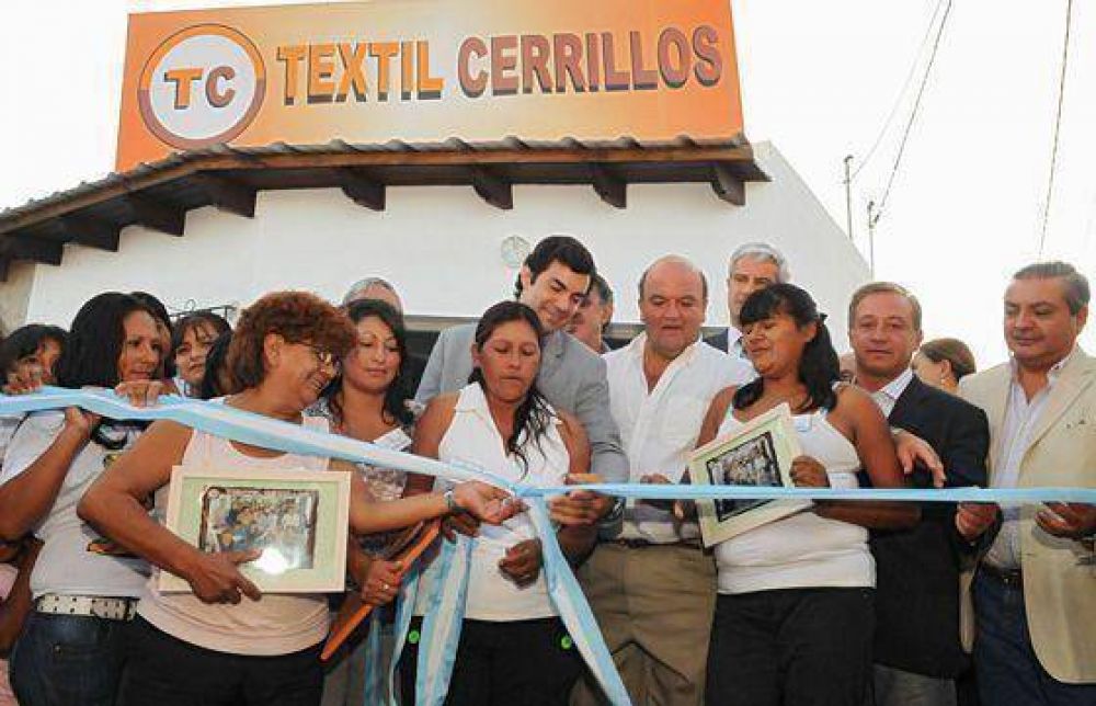 Se inaugur� una nueva f�brica social en Cerrillos