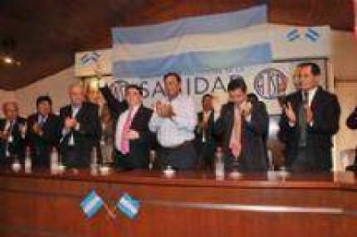 Isa particip� de la asunci�n de la nueva comisi�n directiva del gremio de ATSA