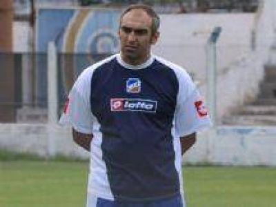Delfino abandon� el barco antoniano