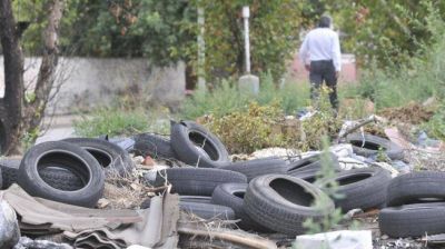 Hay 115 basurales y no logran erradicarlos