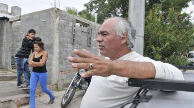 Asesin� al padre porque le negaba la moto