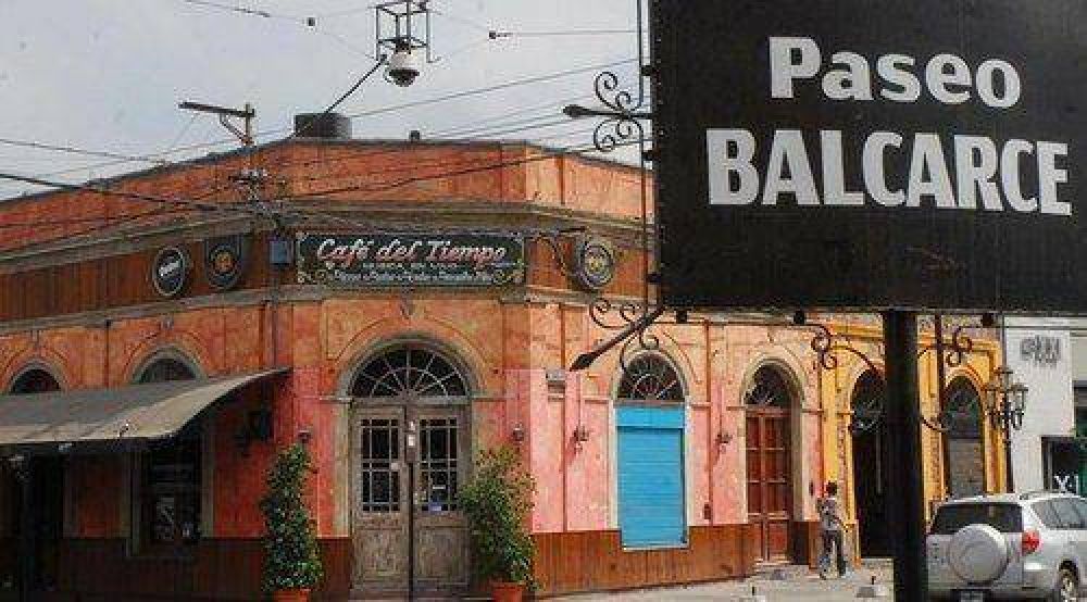 Prohibir�n la instalaci�n de nuevos locales en el corredor de la Balcarce 