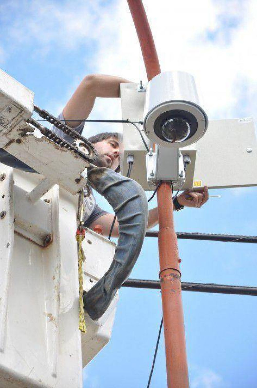 M�s c�maras de seguridad ser�n instaladas en la ciudad