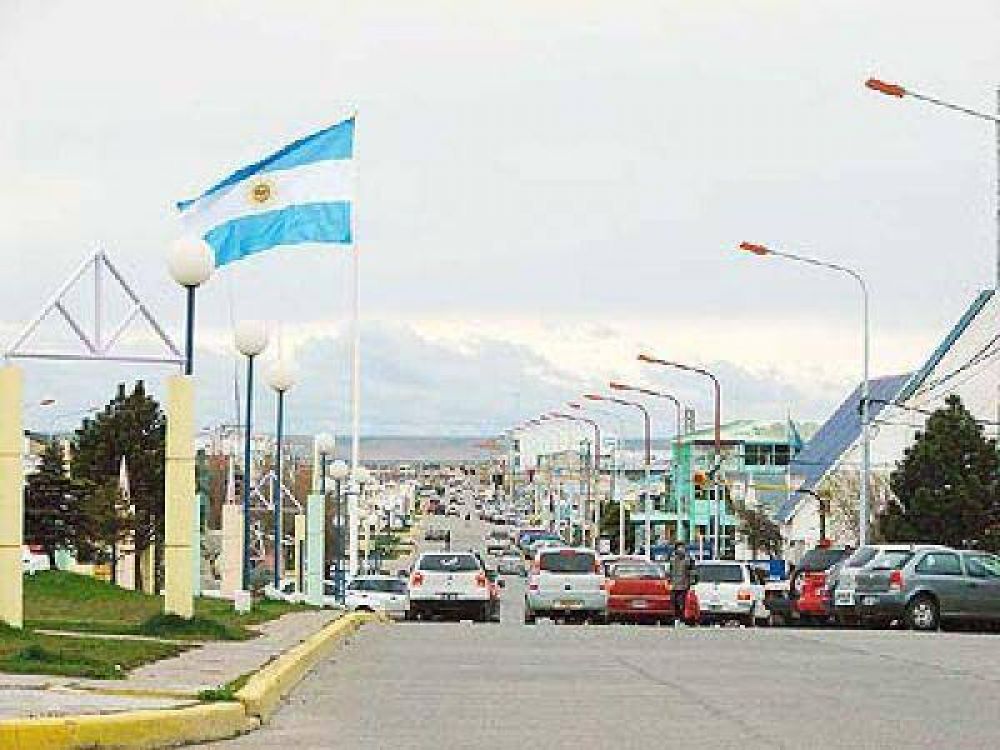 En R�o Grande hay m�s de cien autos abandonados en la v�a p�blica
