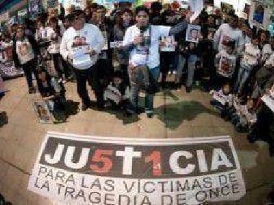 Tragedia de Once: A un a�o, pedido de Justicia con diversas actividades en Plaza de Mayo