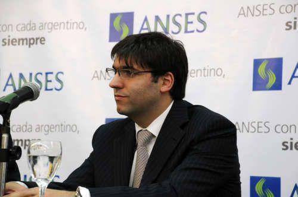 HOY VISITAR� AZUL EL TITULAR DE ANSES