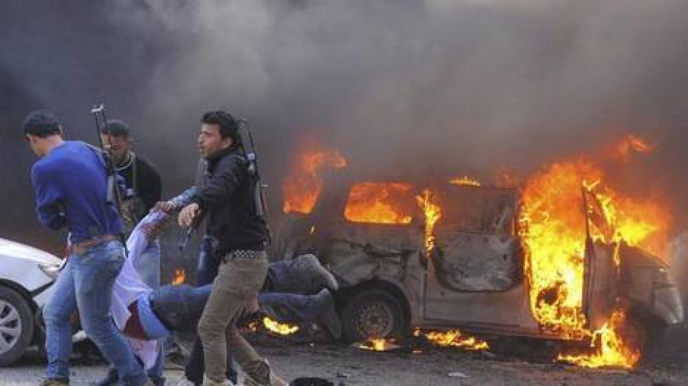 Masacre en la capital siria con coches bomba: 72 muertos