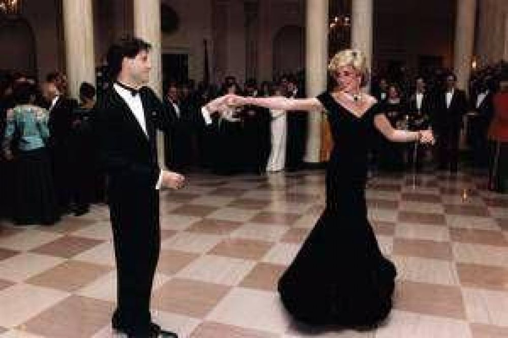 Subastan en Londres emblem�ticos vestidos de Lady Di
