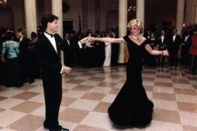 Subastan en Londres emblem�ticos vestidos de Lady Di
