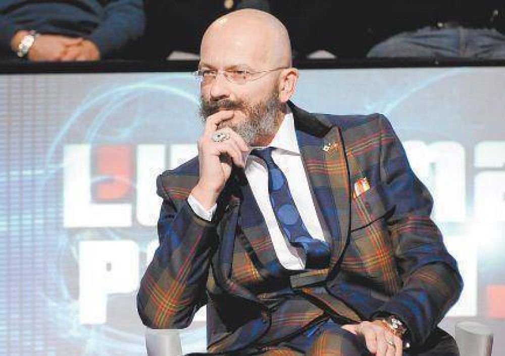 Un rival directo de Berlusconi baj� su candidatura por mentir