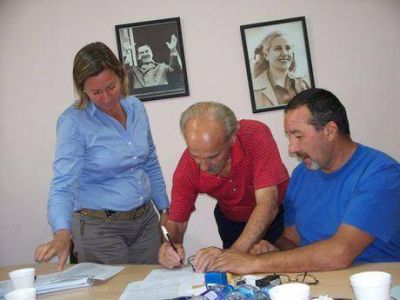 Municipio y SOYEM acordaron un aumento del 25% remunerativo