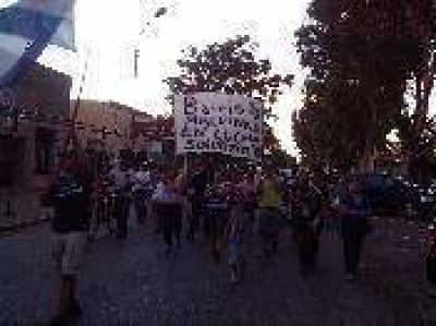 Marcharon por los servicios en Allen