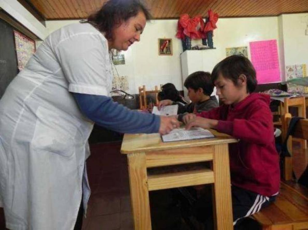 Docentes misioneros: La nueva grilla de antig�edad se aplicar�a a los sueldos de febrero