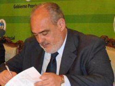 "La oferta salarial a los docentes fue la �ltima"