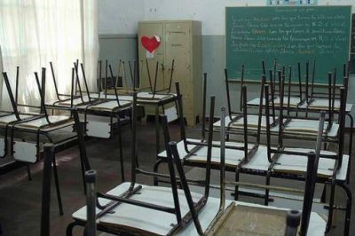 Los docentes bonaerenses van al paro por 48 horas y los porte�os analizan la propuesta