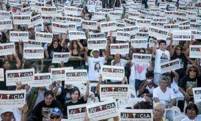 Tragedia de Once: con emoci�n y cr�ticas, familiares reiteraron pedido de justicia
