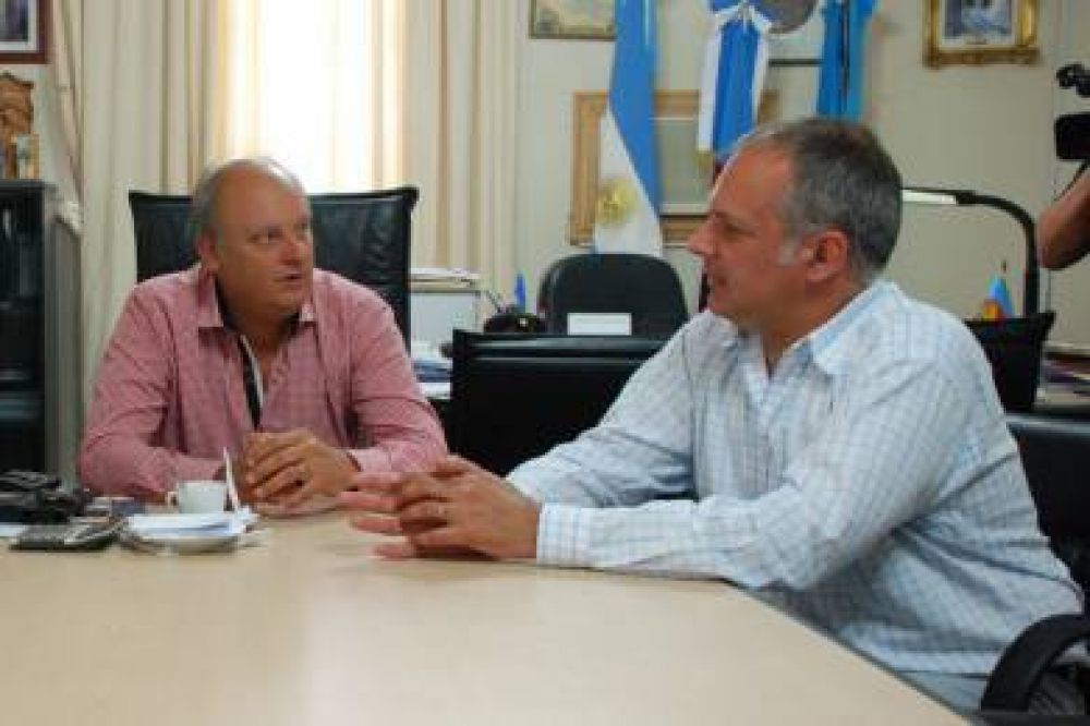 Buzzi y Di Pierro destacaron la actual madurez de la dirigencia pol�tica del Chubut