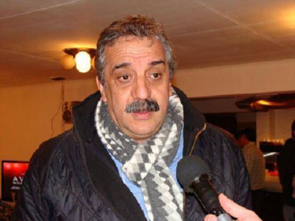 Maz� se reuni� con directivos docentes de R�o Turbio  