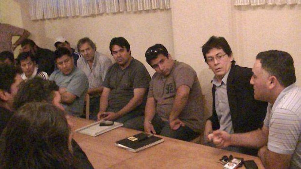 En Caleta pusieron en vigencia el Consejo Pesquero para impedir la s�smica marina