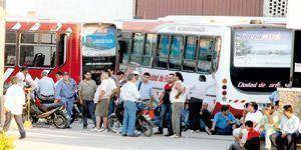 Paro: Quitan el permiso de varias l�neas
