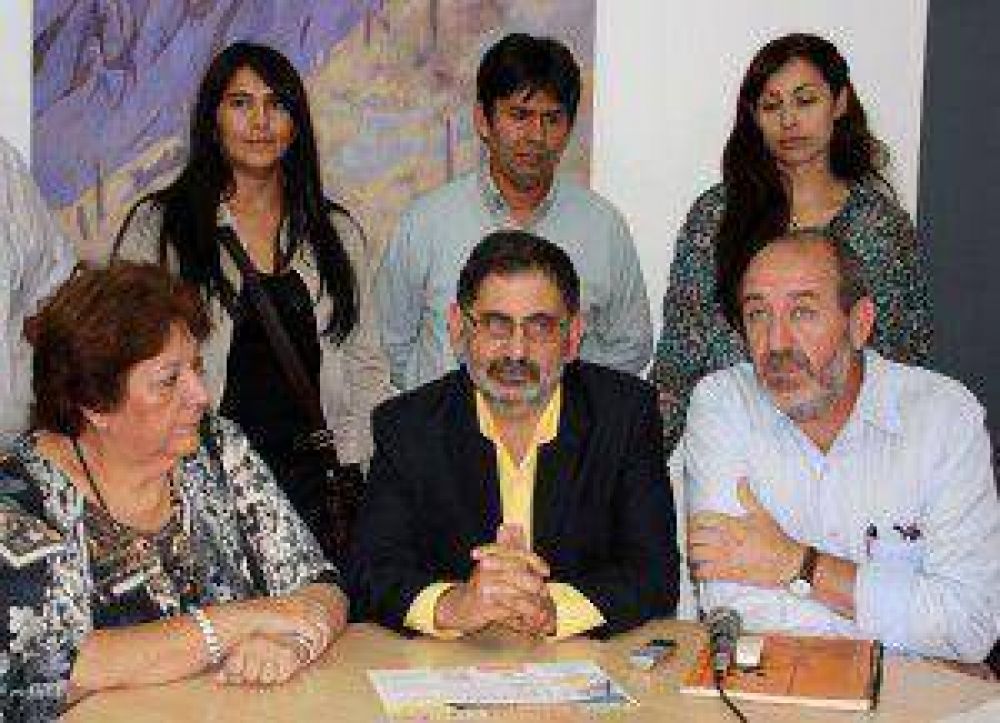 La Municipalidad lanz� el �Paseo de Compras Escolar� 