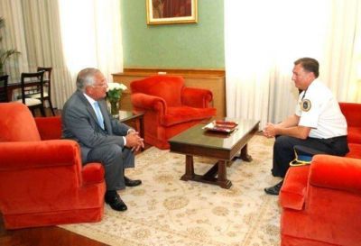 Fellner se reuni� con el nuevo delegado de la Polic�a Federal