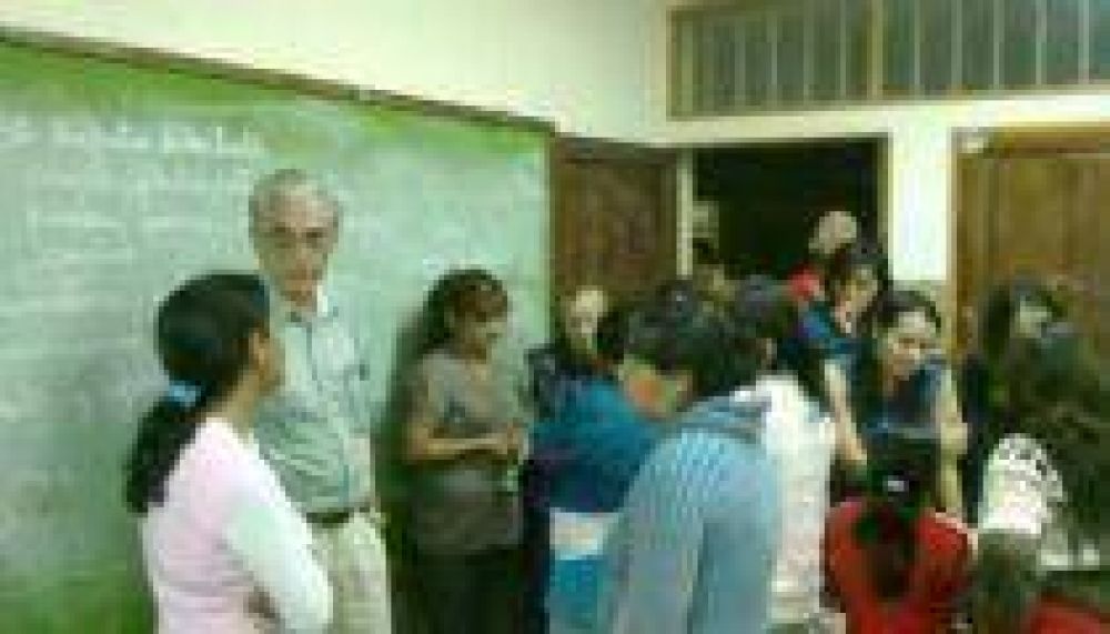 Las escuelas salte�as no est�n en condiciones de funcionar