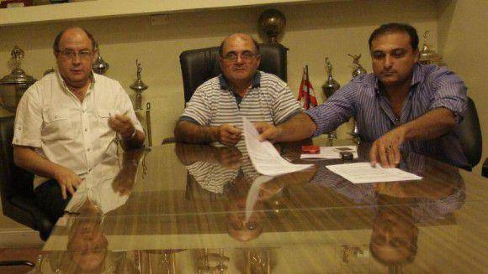 La dirigencia de San Mart�n reclama sus derechos