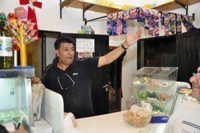 Robaron en una tienda e intentaron asaltar un almac�n	