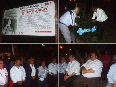 La UCR homenaje� a Cris�logo Larralde