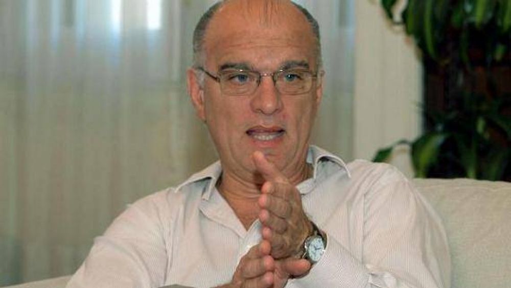 GRINDETTI: �LOS CONCEJALES QUE SE FUERON M�S QUE TENER UN PROBLEMA CON EL PRO TRAICIONARON A LA GENTE�