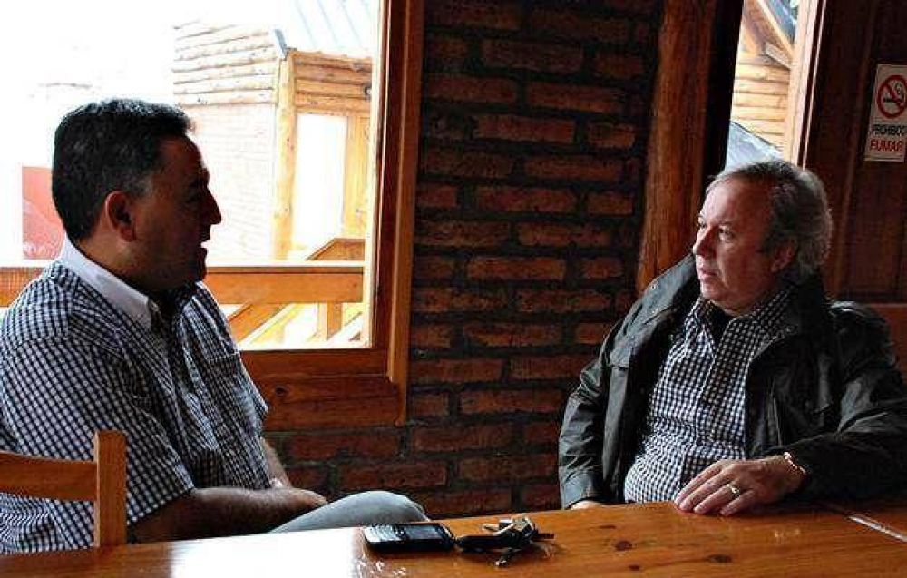 Peralta se reuni� con el Presidente del Concejo Deliberate de Caleta Olivia