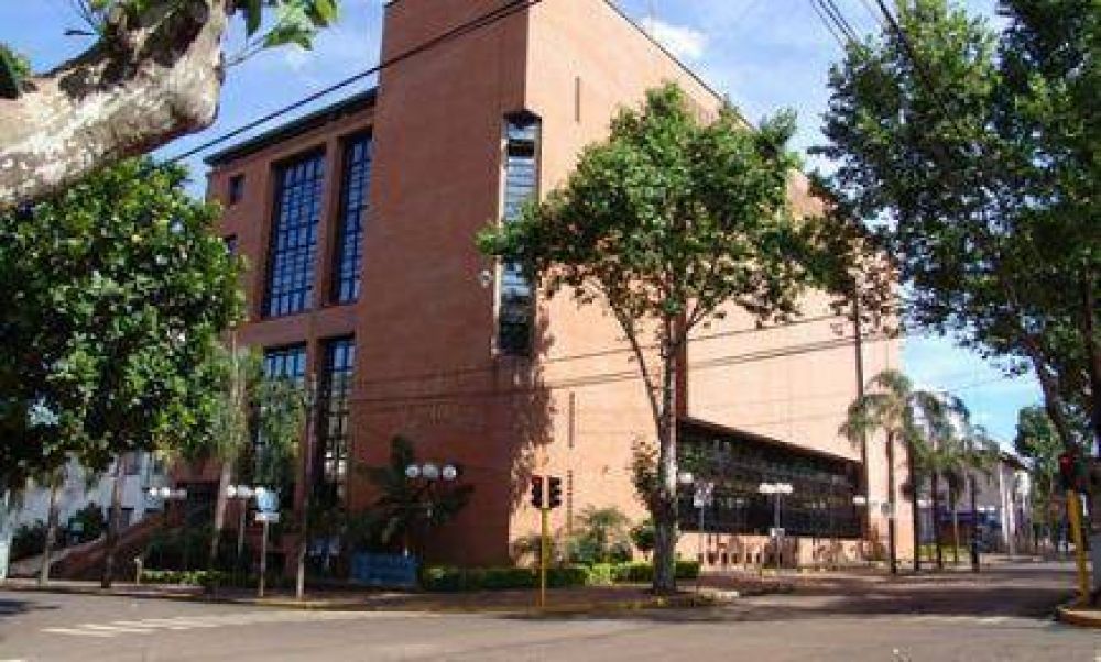 Posadas: El intendente anunci� aumento de $600 para empleados municipales