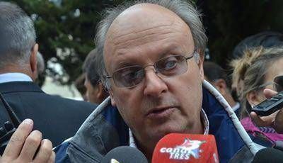 Di Pierro encabez� el �nico acto oficial pidiendo �perd�n� a la comunidad por los da�os ocasionados tras el temporal