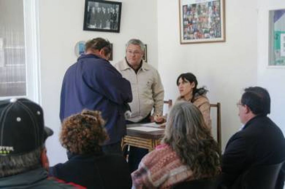 Oficina M�vil de jubilaciones: m�s de 30 personas se jubilan por mes