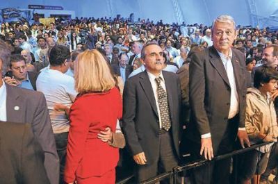 Estudian aplicar precios m�ximos para nacionalizar el congelamiento