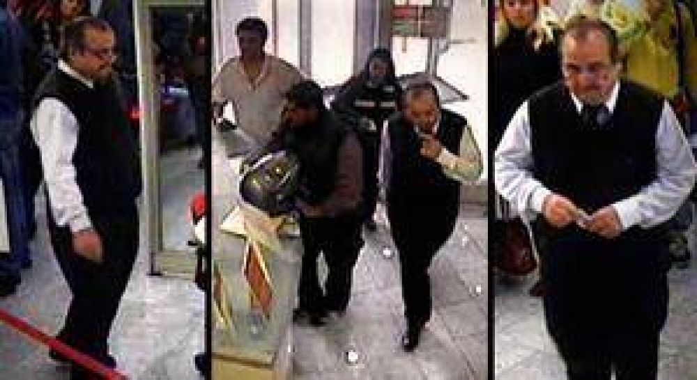 Un simulador que estafa a los clientes en los bancos