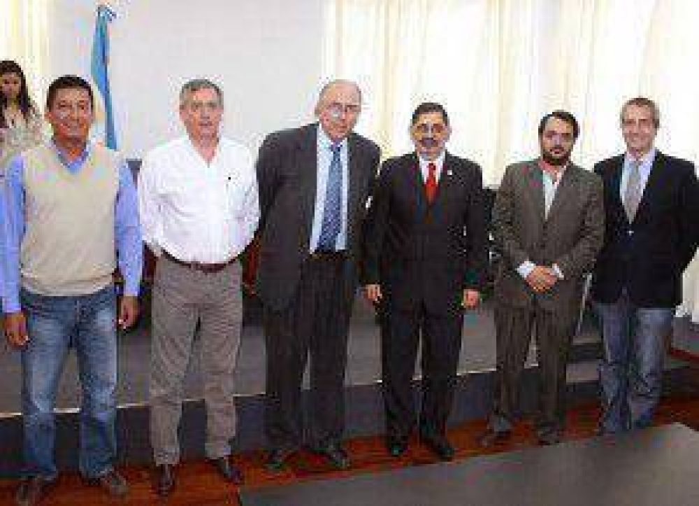 Visita Protocolar: el Intendente de Canelones, Marcos Car�mbula Volpi, visit� Jujuy