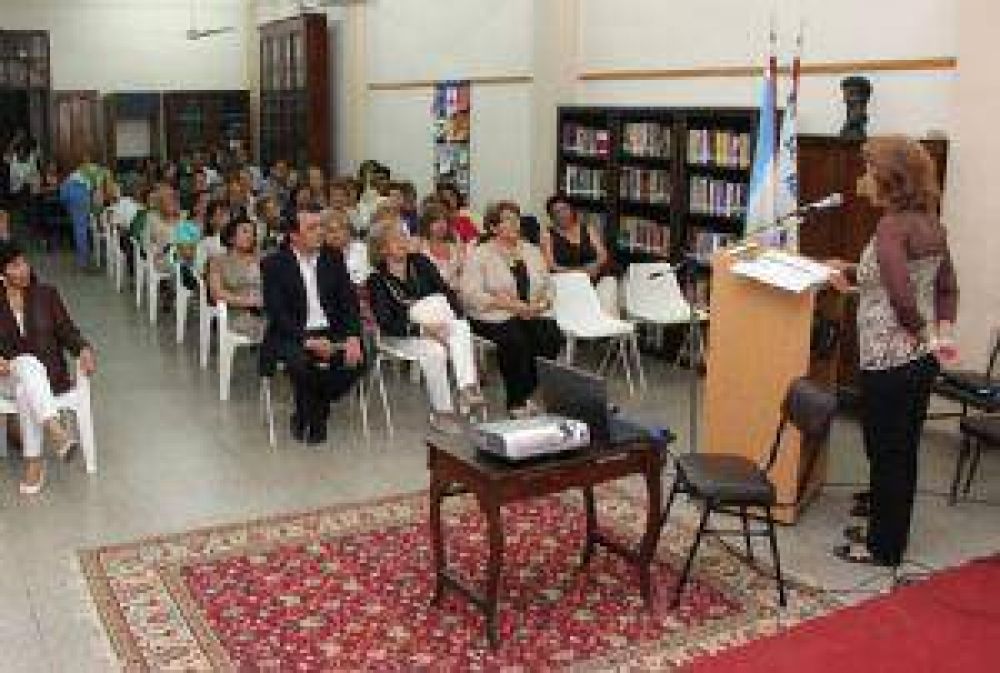 Rotary International cumpli� 108 a�os de proficua labor