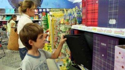La suba en el precio de la canasta escolar lleg� hasta un 25%