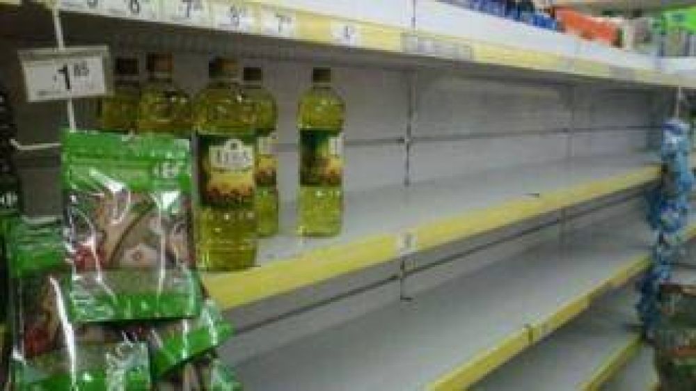 El faltante de aceite se agudiza en supermercados y despensas barriales