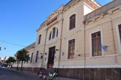 Por jornada de protesta no comienzan hoy las clases