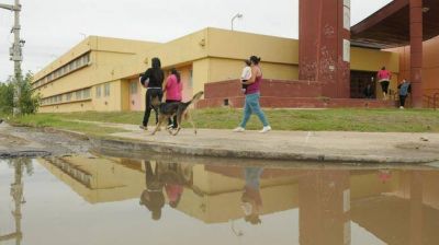 Escuelas rodeadas de focos infecciosos en Ciudad de los Cuartetos